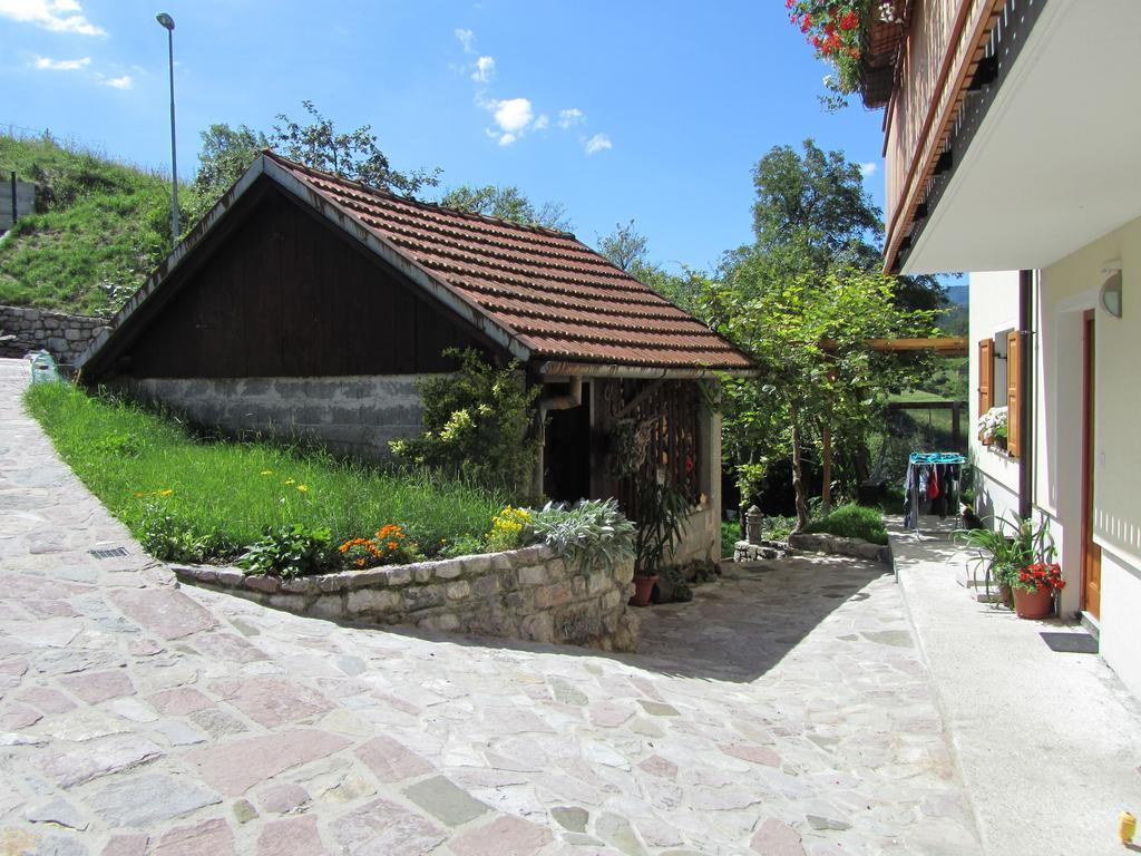 Apartment Rakuscek كوباريد الغرفة الصورة